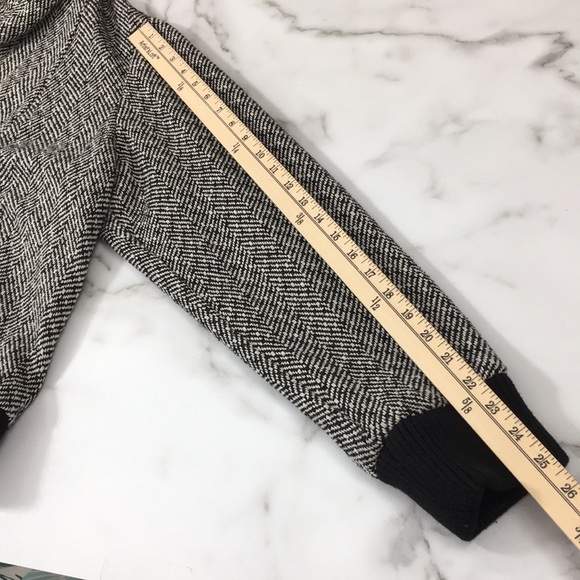 Torrid Black White Chevron Knit Zip Up Jacket - Picture 7 of 13